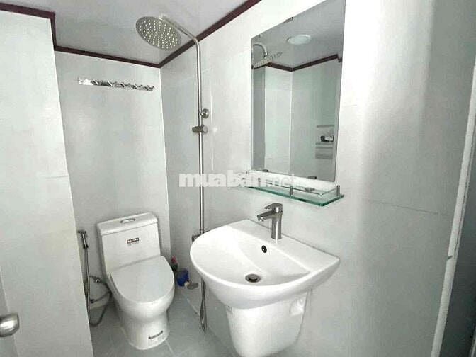 cho thuê căn hộ mây giặt riêng ngay cầu nguyễn tri phương