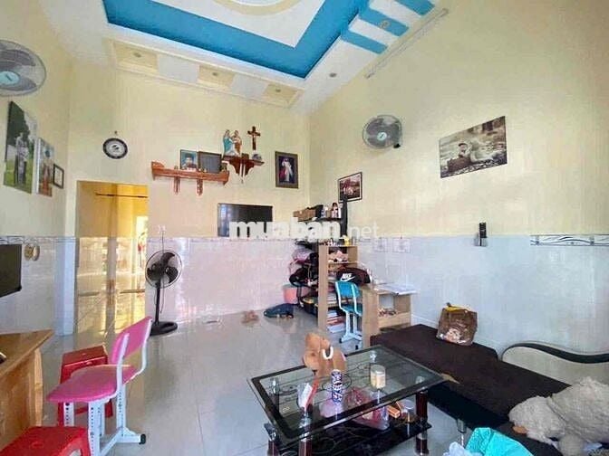 cho Thue nhà nguyên căn p Tân hiệp 2 p ngủ d xe hơi gần chợ