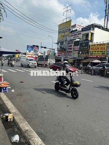 MẶT TIỀN CHỢ NGUYỄN XÍ P13 BÌNH THẠNH RIÊNG BIỆT