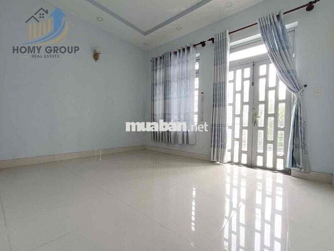 NHÀ MẶT TIỀN 5,3X30M SÂN RỘNG ĐẬU 3 XE HƠI 3PN LÀM VP + Ở +DẠY HỌC