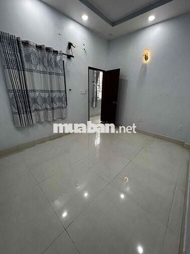 NHÀ MẶT TIỀN 5,3X30M SÂN RỘNG ĐẬU 3 XE HƠI 3PN LÀM VP + Ở +DẠY HỌC