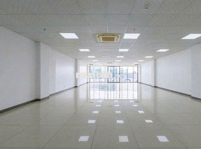 CHÍNH CHỦ CHO THUÊ NHÀ MẶT TIỀN NGUYỄN CÔNG TRỨ QUẬN 1