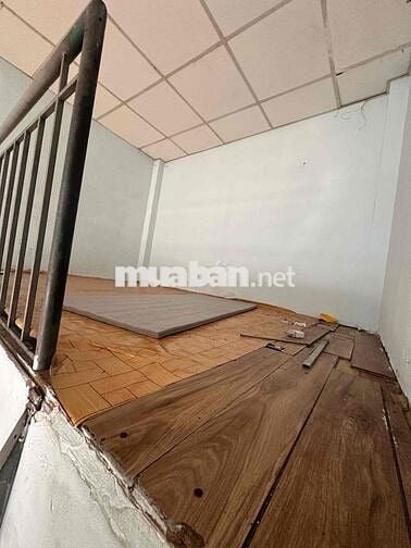 MẶT TIỀN CHỢ NGUYỄN XÍ P13 BÌNH THẠNH RIÊNG BIỆT