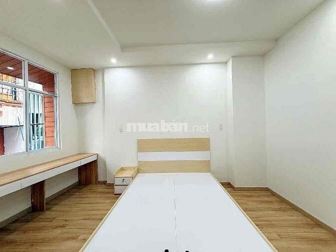 NHÀ ÂU CƠ VÀO Ở NGAY - THÔNG NHÌU HƯỚNG