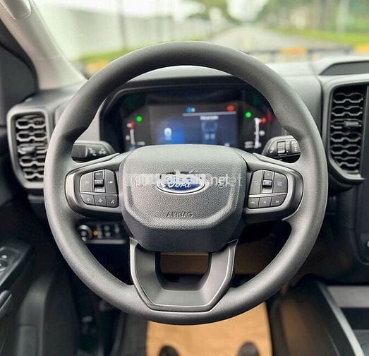 Ford Ranger 2025 XLS 2.0L 4x4 AT - 8000 km