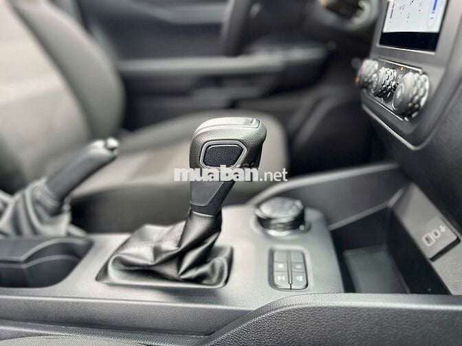 Ford Ranger 2025 XLS 2.0L 4x4 AT - 8000 km