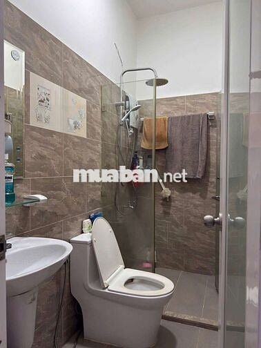 Cho thuê nguyên căn rộng rãi, 2pn2wc, Hxh Đường số 51 p14 Gò vấp