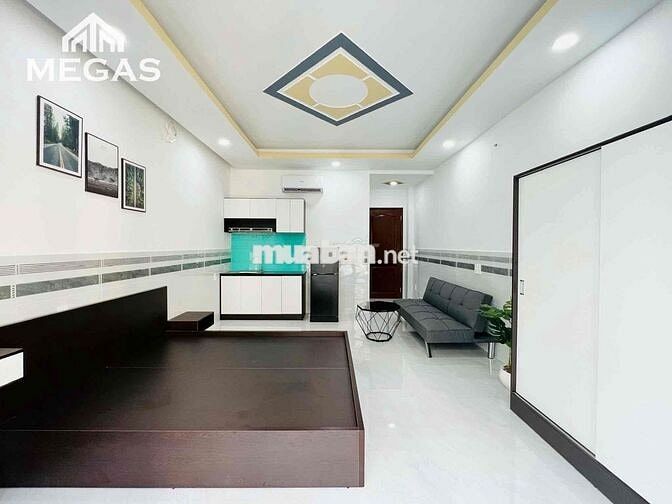 Căn Hộ Ban Công Full Nội Thất Ngay Công Viên Làng Hoa