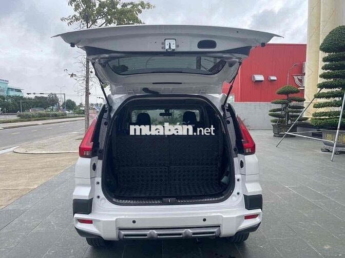 Mitsubishi Xpander Cross 2024 MPV Trắng