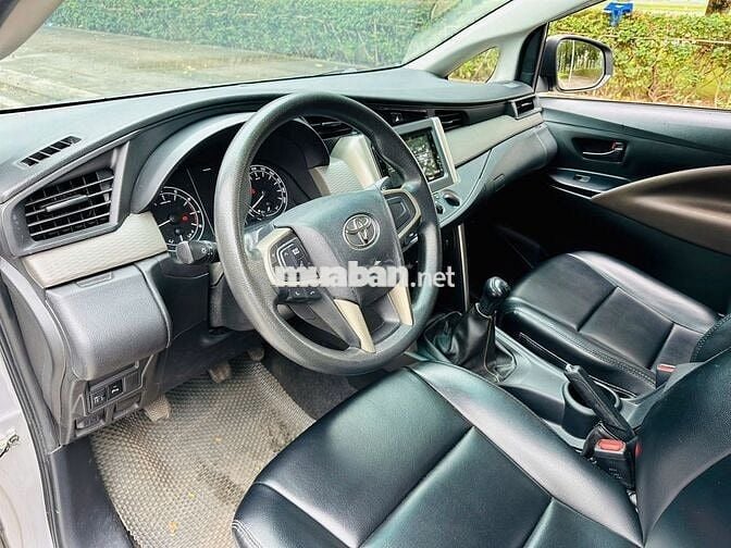 Toyota Innova 2021 E 2.0 MT - 86000 km