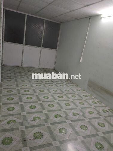 NHÀ RỘNG 50M²  NGUYÊN TẦNG GIA ĐÌNH (3-4 NGƯỜI) GIÁ ĐIỆN NƯỚC NHÀ NƯỚC