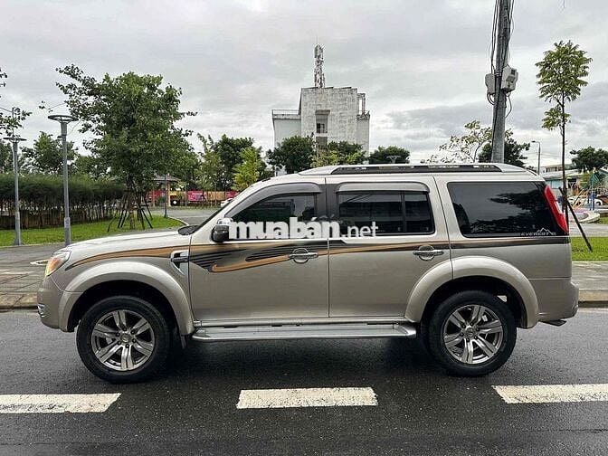 Ford Everest 2009 2.5L 4x2 AT - 150000 km