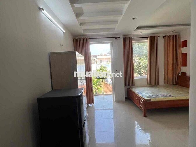 PHÒNG TRỌ CÓ BAN CÔNG - FULL NỘI THẤT