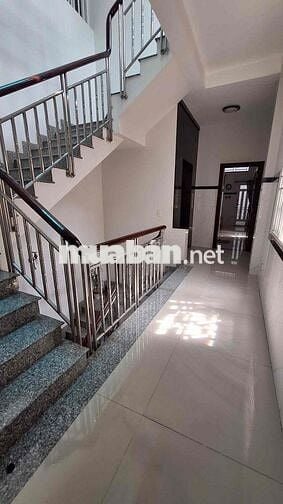 Nhà hxh Đông Hồ F8 Tân Bình, 5x20m, 4 tầng, 5pn, thang máy , giá 20tr