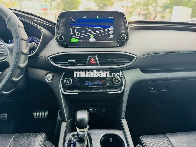 Hyundai Santafe model 2021 máy dầu