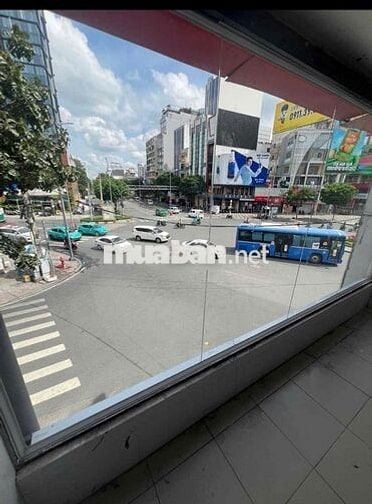 Mặt bằng mặt tiền đẳng cấp.Vị trí trung tâm - giá trị vượt thời gian