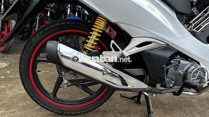 Future fi 2022 trắng đen ( hỗ trợ góp )