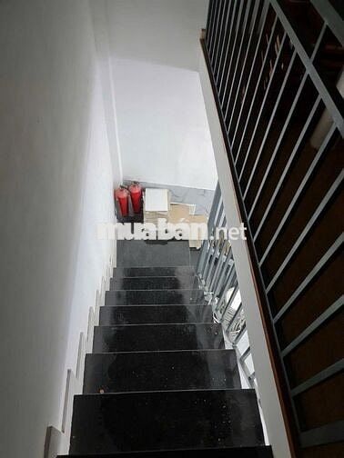 Nhà Ngang 5m Hiếm 88.7 m2, Mới Đẹp Dọn Vào Ở Ngay P15 Tân Bình