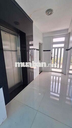 Nhà hxh Đông Hồ F8 Tân Bình, 5x20m, 4 tầng, 5pn, thang máy , giá 20tr