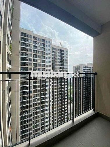 chính chủ bán căn 2N+1 64m2 toà S202 Vinhomes Smart City