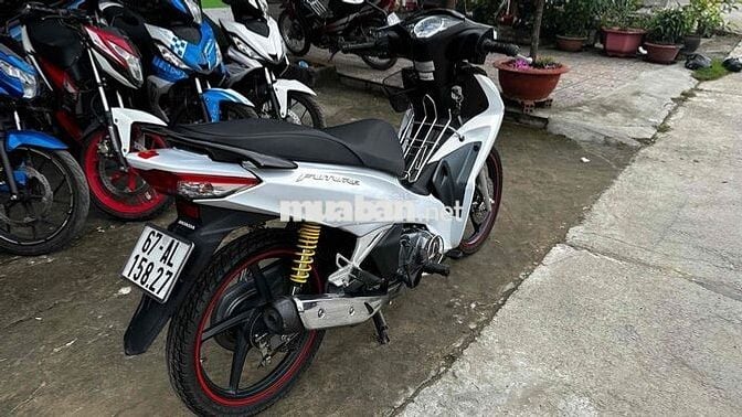 Future fi 2022 trắng đen ( hỗ trợ góp )