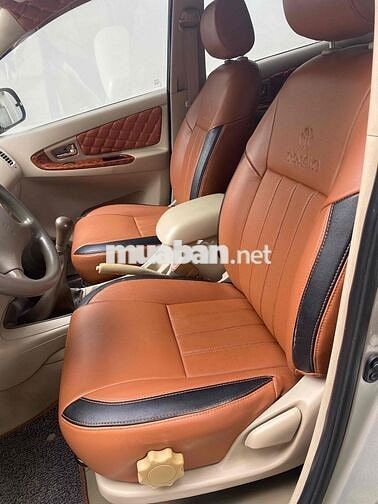 Toyota Innova 2008 G - 130 km