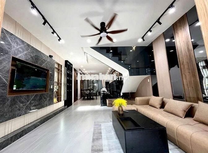 Cần cho thuê nhà full nội thất HXH 450/6A Phan Xích Long P.2 Q.PN