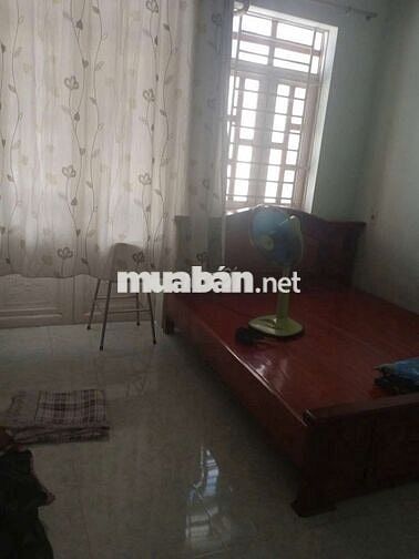 Cho thuê nhà nguyên căn dt 4❌16+1 lầu đúc 2pn2wc hẻm 7m thông BHH BT