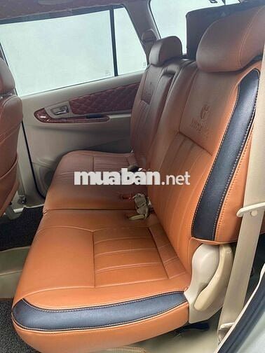 Toyota Innova 2008 G - 130 km