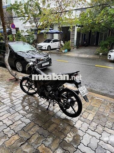 Suzuki Raider Đen Côn tay