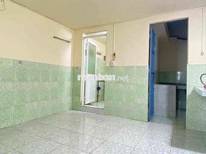 Nhà mới sơn sạch sẽ 50m2 giảm 50% tháng đầu tiên