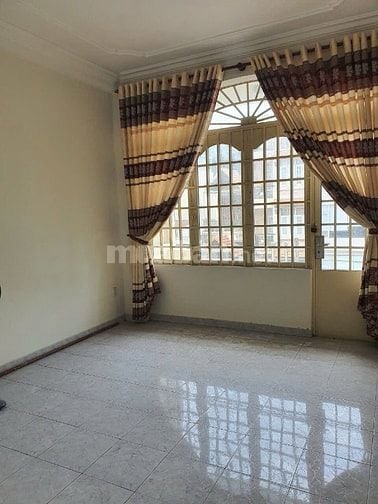 Bán nhà MT Đào Duy Anh, P.9, PN. DT 4x17m. Trệt 3L. Giá 18tỷ