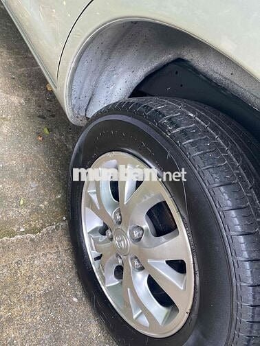 Toyota Innova 2008 G - 130 km