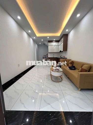 Nhà 5 tầng _ 4ty9 _ tặng full nội thất