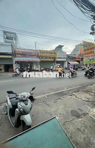 Cho thuê mặt bằng kinh doanh ngay bến xe quận 8