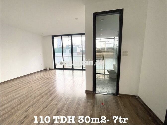 Chính chủ cho thuê văn phòng ngõ 110 Trần Duy Hưng, 75m2 giá chỉ 11 tr