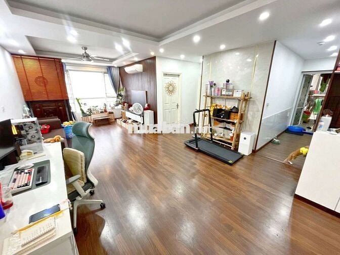 Cạnh Mầm Non Hoa Sữa - Trung Tâm Kim Liên -Tập thể 2PN 1WC Giá 3.45 tỷ