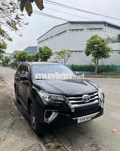 Bán xe Toyota Fortuner 2020 2.4AT 4x2 còn rất mới