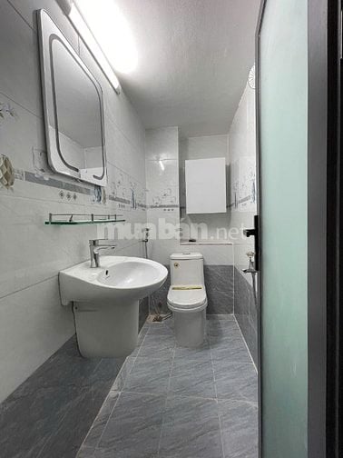 Nhà Mới 3 Tầng 42m2 Hẻm Thông 2 Mặt Tiền Dương Bá Trạc P2Q8 Giá 5,5 tỷ