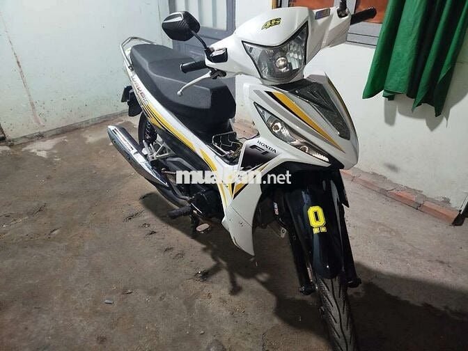 Wave RXS FI tiết kiệm xăng, chính chủ biển TP.HCM