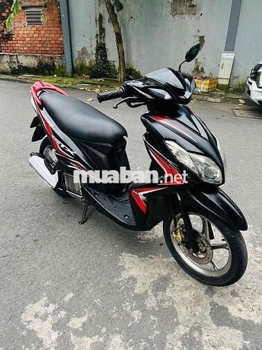 Yamaha Luvias FI 2015 Đen Đỏ
