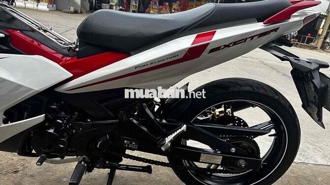 Exciter 150 trắng đỏ 2016 ( hỗ trợ góp )