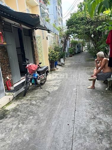 Bán hẻm 194/Bùi Minh Trực P5Q8. 3.8x14.5m 3 lầu