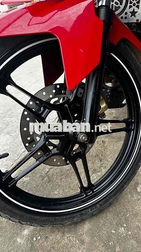 Exciter 150 trắng đỏ 2016 ( hỗ trợ góp )