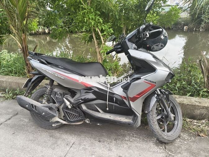 AirBlade 2022 xám đỏ chính chủ cần bán