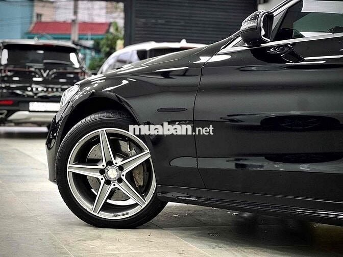 𝗠𝗲𝗿𝗰𝗲𝗱𝗲𝘀-𝗕𝗲𝗻𝘇 𝗖𝟯𝟬𝟬 𝗔𝗠𝗚 𝗠𝗼𝗱𝗲𝗹 𝟮𝟬𝟭𝟳 𝗦𝗶𝗲̂𝘂 𝗖𝗼̣𝗽