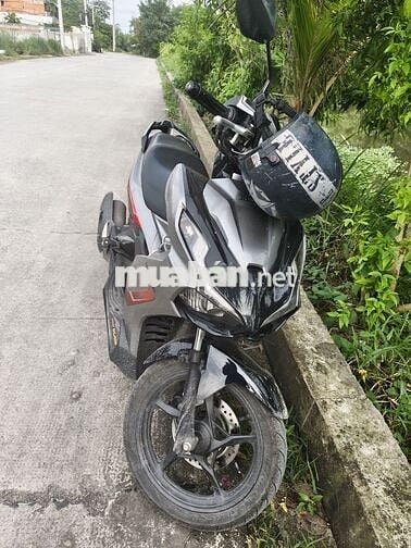 AirBlade 2022 xám đỏ chính chủ cần bán