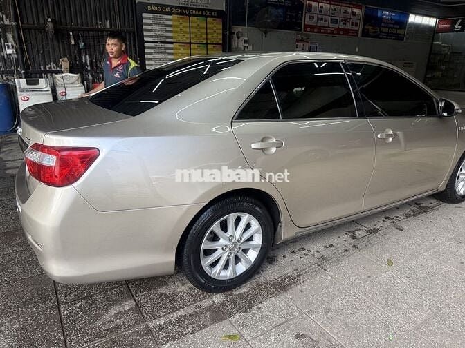 Toyota Camry 2015 2.0E - 86000 km