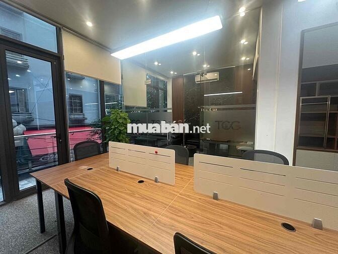 siêu hiếm đồng bát 120m2 giá 17tr cty cũ mới dọn ra lô góc full kính