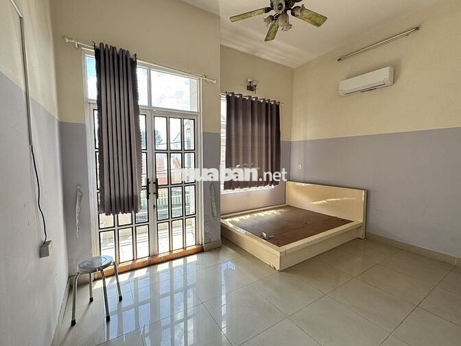 Bán nhà 1 trệt 3 lầu đường Nguyễn Trãi, cách Lotte chỉ 300m